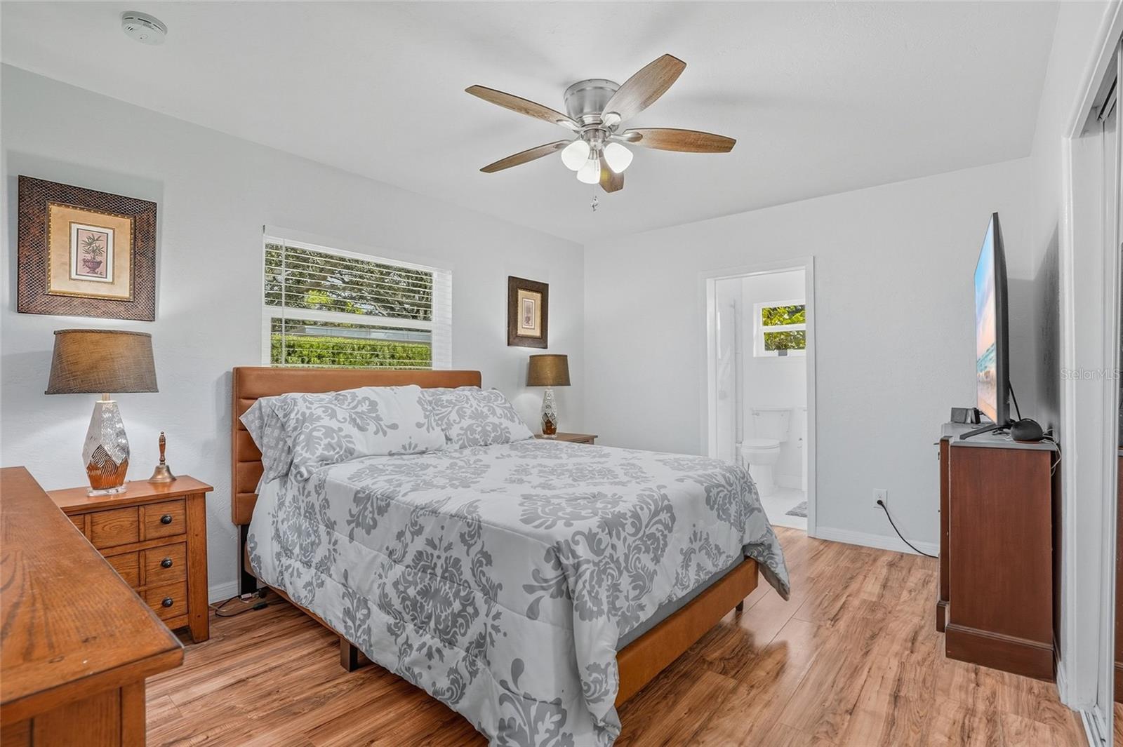 BRENTWOOD HEIGHTS - Residential