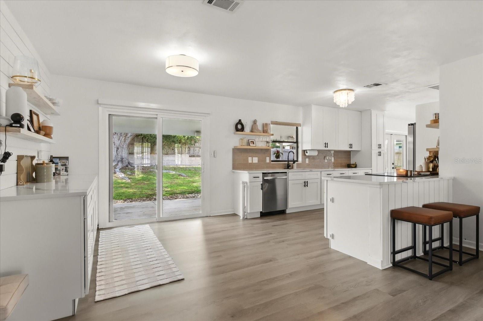 OAKLAND ESTATES 2ND SEC - Residential