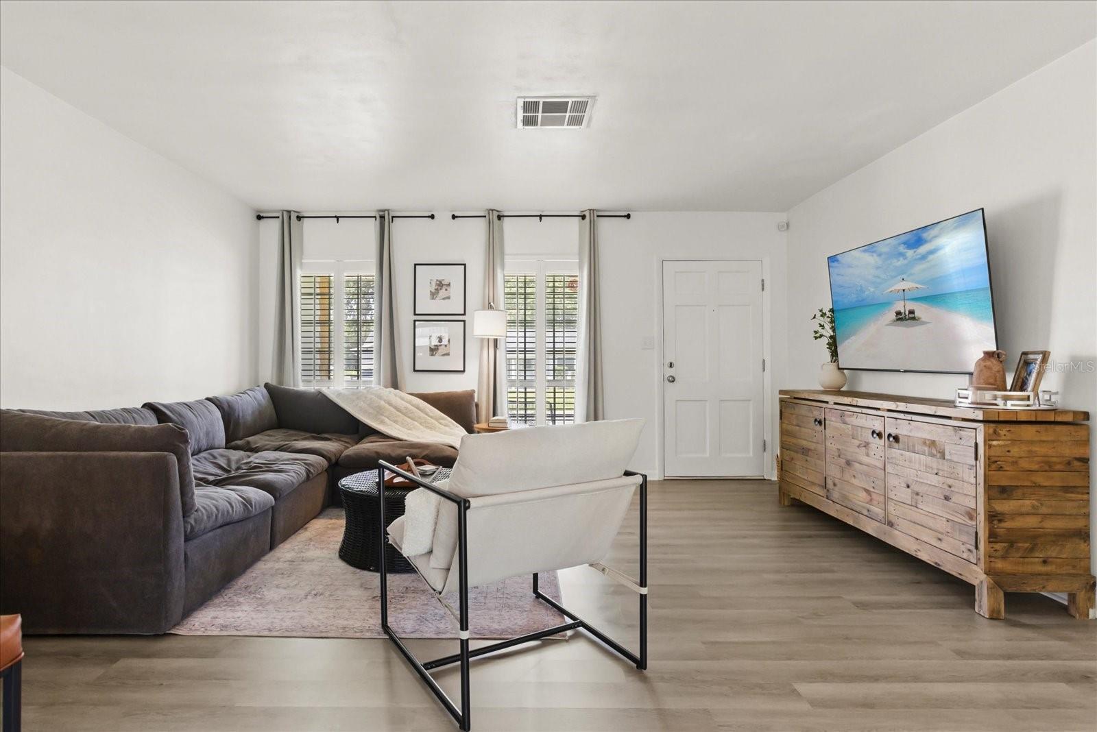 OAKLAND ESTATES 2ND SEC - Residential