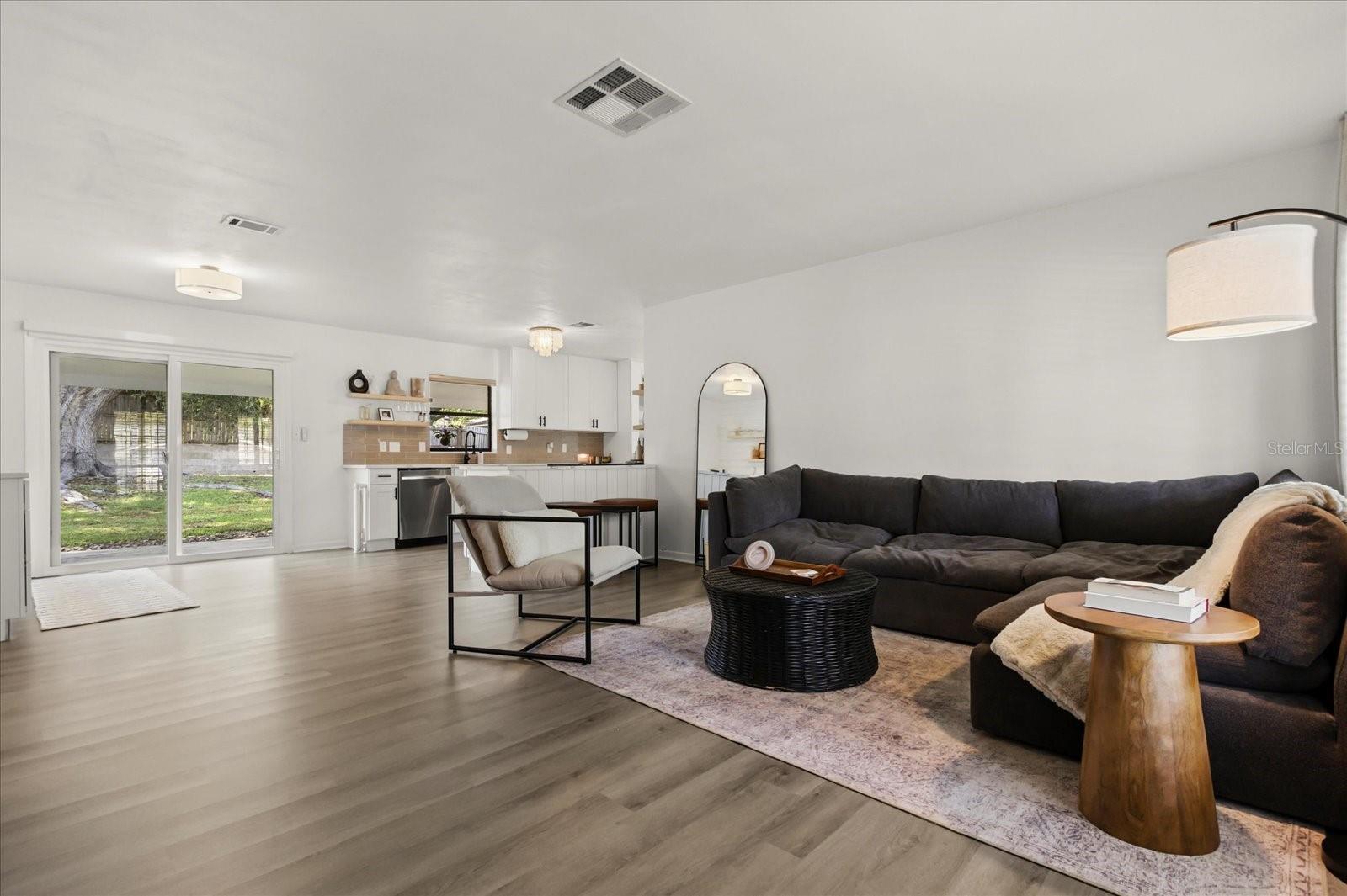 OAKLAND ESTATES 2ND SEC - Residential