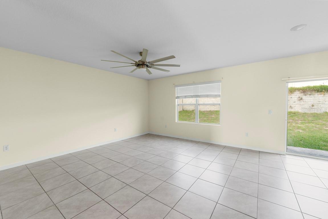 LUCERNE PARK RESERVE - Residential