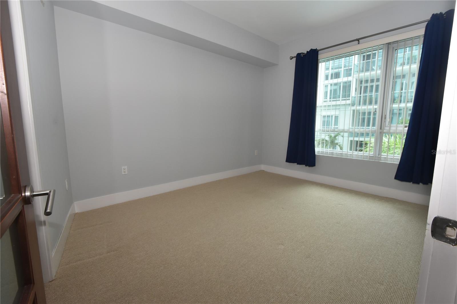 THE PLACE AT CHANNELSIDE A CON - Residential