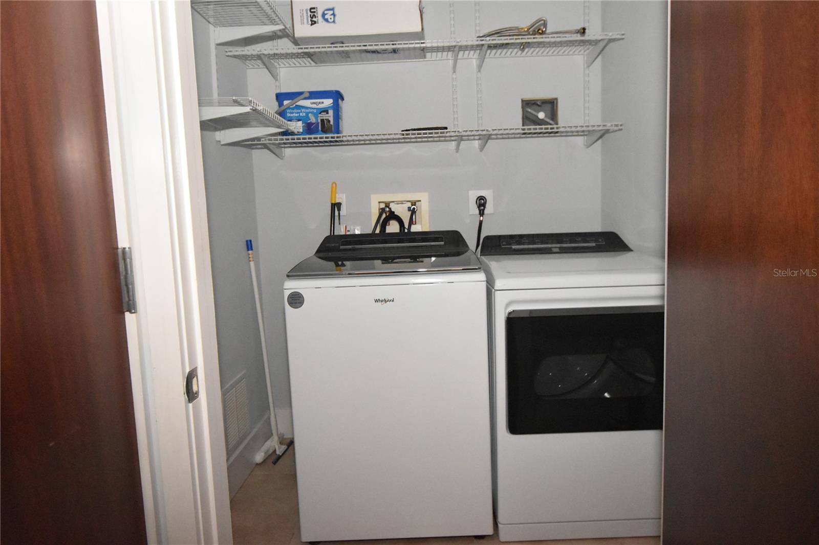 THE PLACE AT CHANNELSIDE A CON - Residential