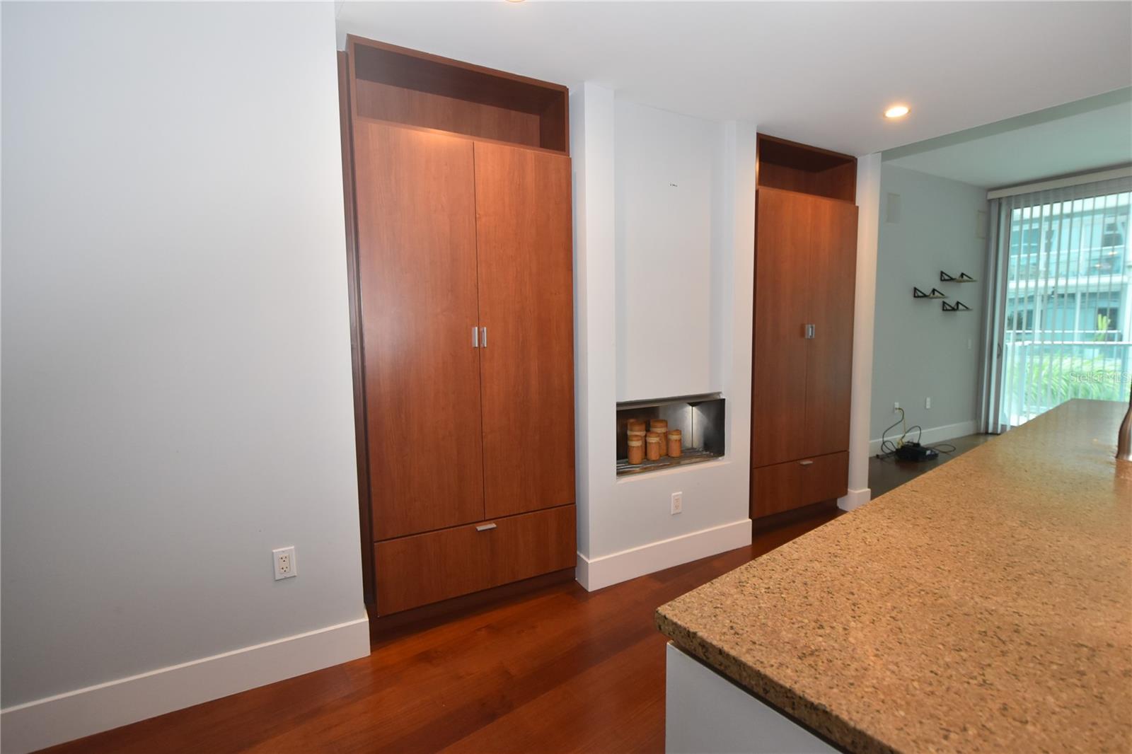 THE PLACE AT CHANNELSIDE A CON - Residential