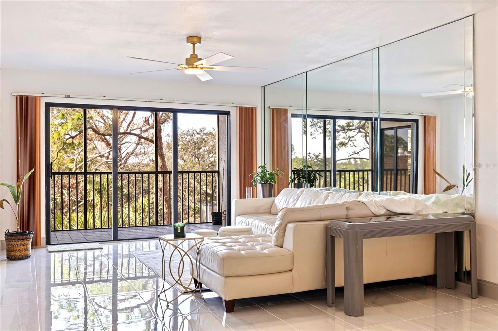 ISLAND VIEW SOUTH CONDO - Residential Lease