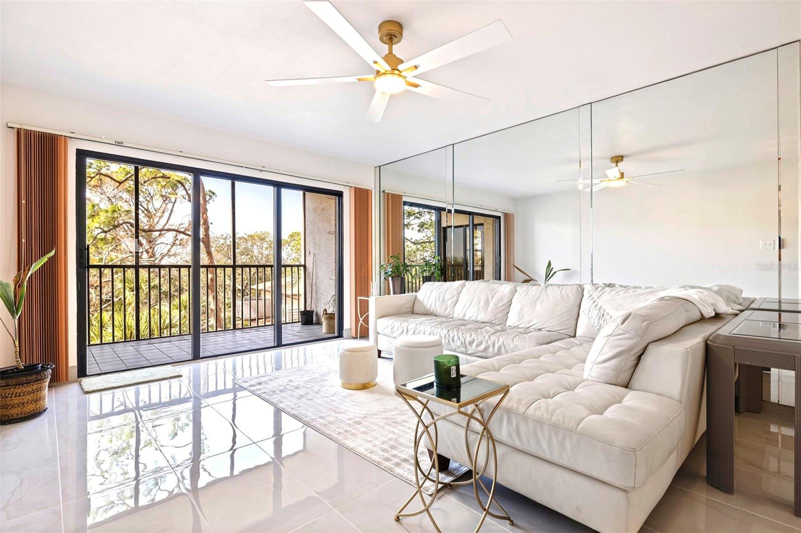 ISLAND VIEW SOUTH CONDO - Residential Lease