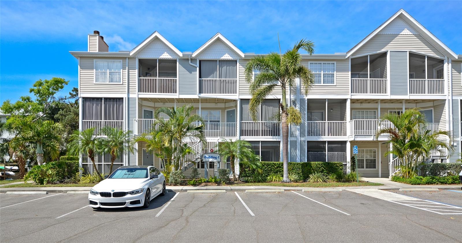 CENTRAL PARK SEC 2 PH 1 - Residential Lease