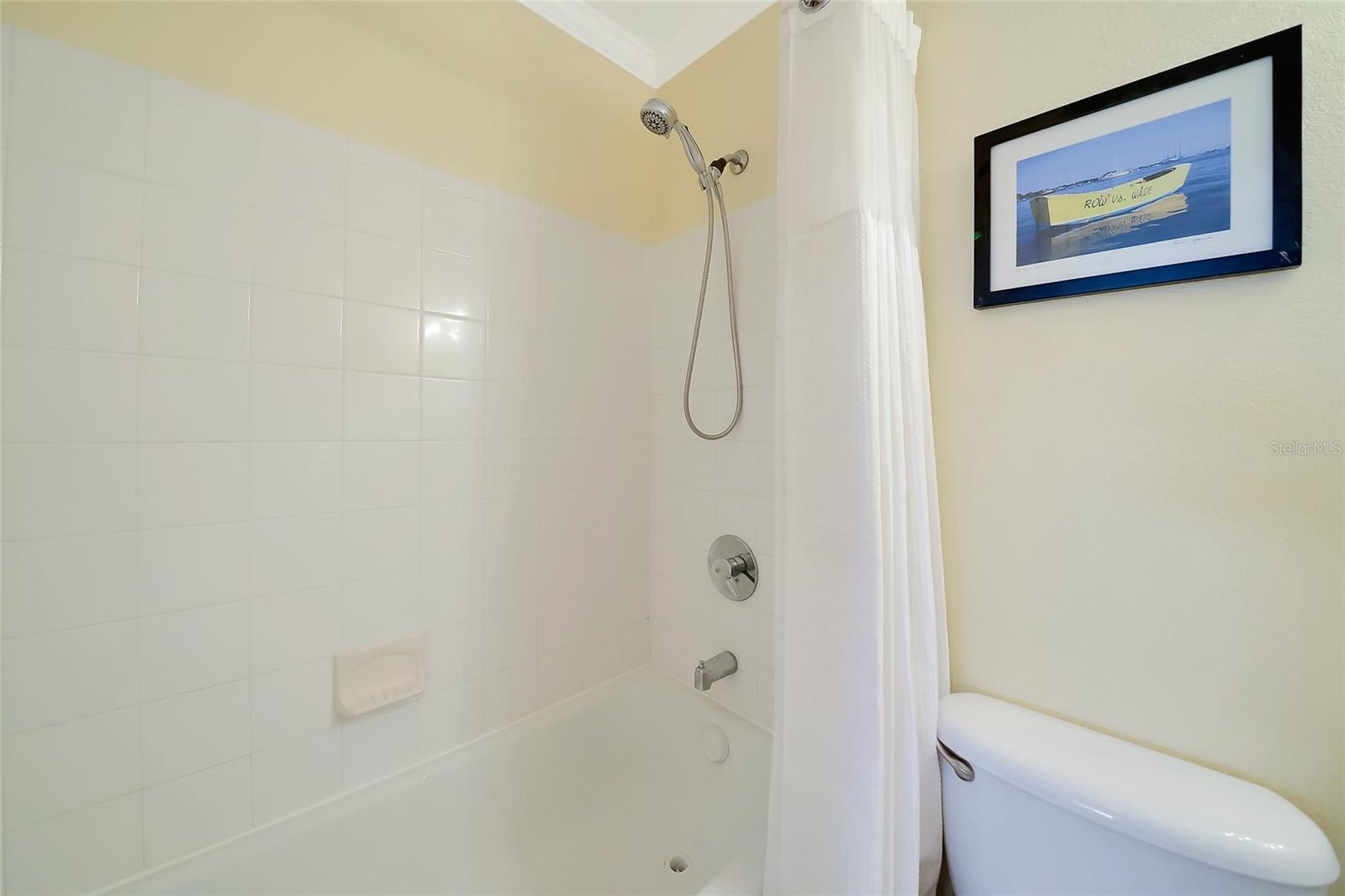 CENTRAL PARK SEC 2 PH 1 - Residential Lease