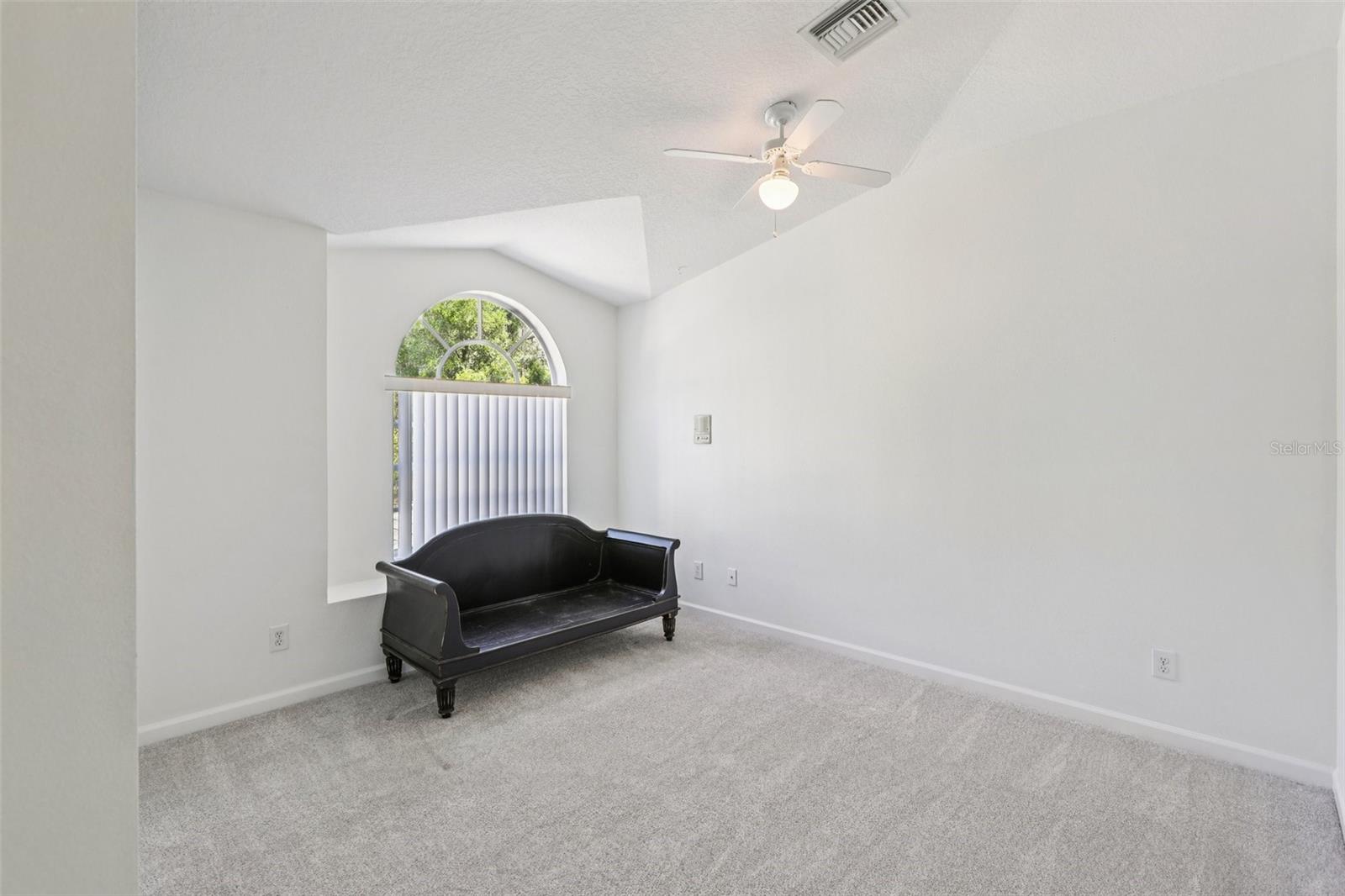 KEYSTONE PARK COLONY 11 - Residential