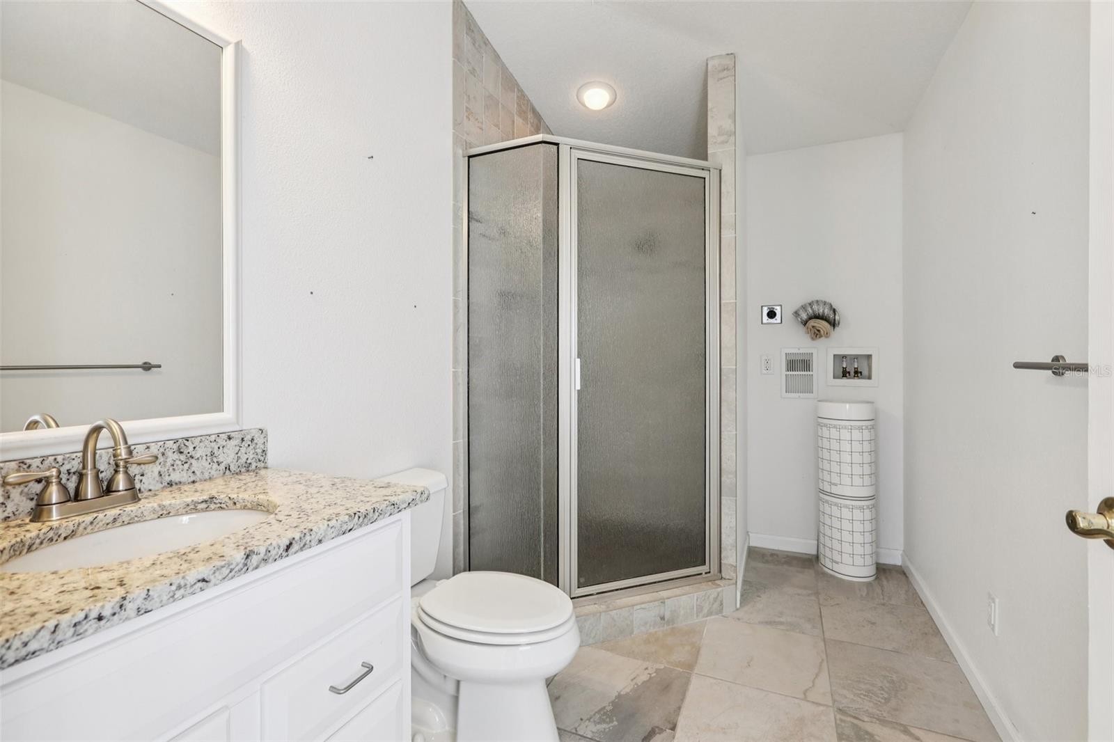 KEYSTONE PARK COLONY 11 - Residential