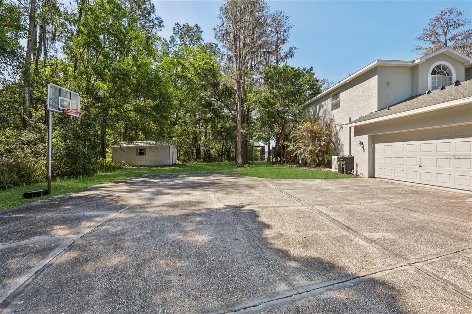 KEYSTONE PARK COLONY 11 - Residential