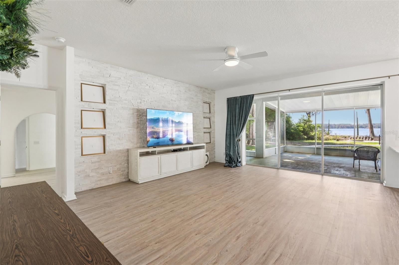 KEYSTONE PARK COLONY 11 - Residential