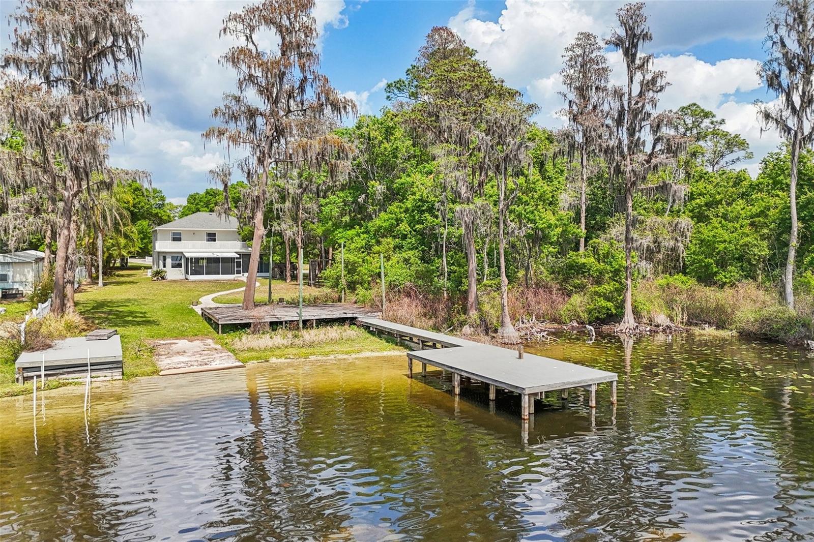 KEYSTONE PARK COLONY 11 - Residential