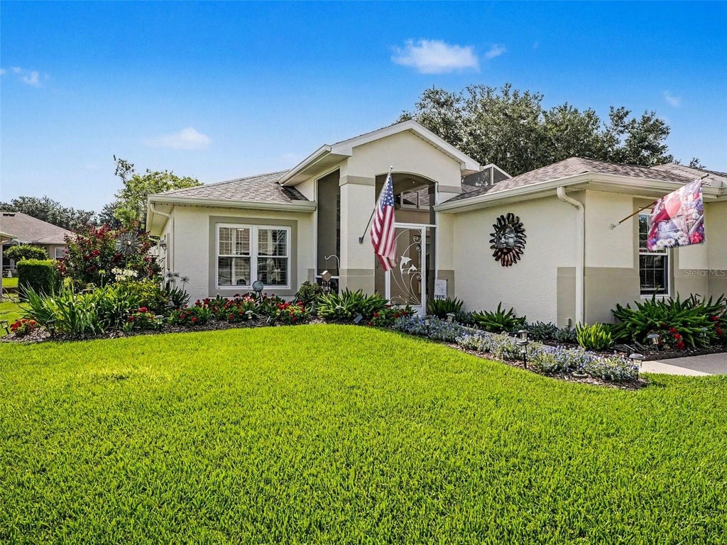Photo of 5366 Indian Ocean Loop, Tavares, FL 32778 (MLS # G5114126)