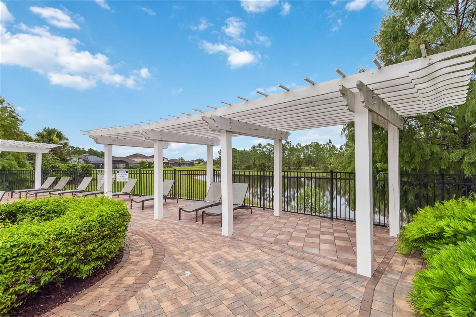 WATERSONG PH 01 - Residential