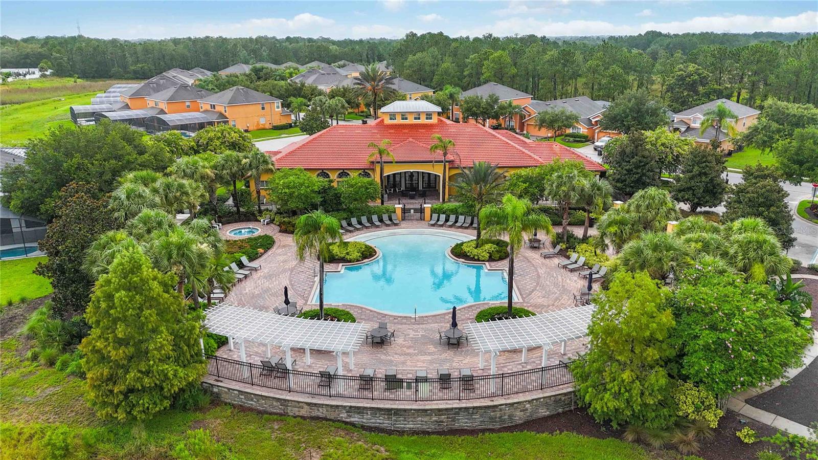 WATERSONG PH 01 - Residential