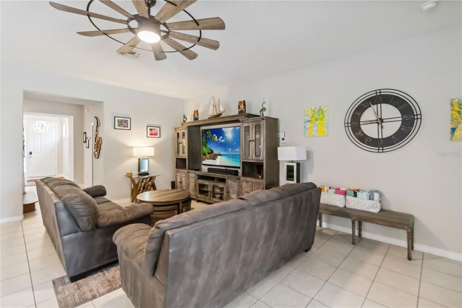 WATERSONG PH 01 - Residential