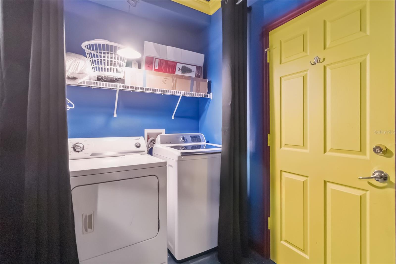 WATERSONG PH 01 - Residential