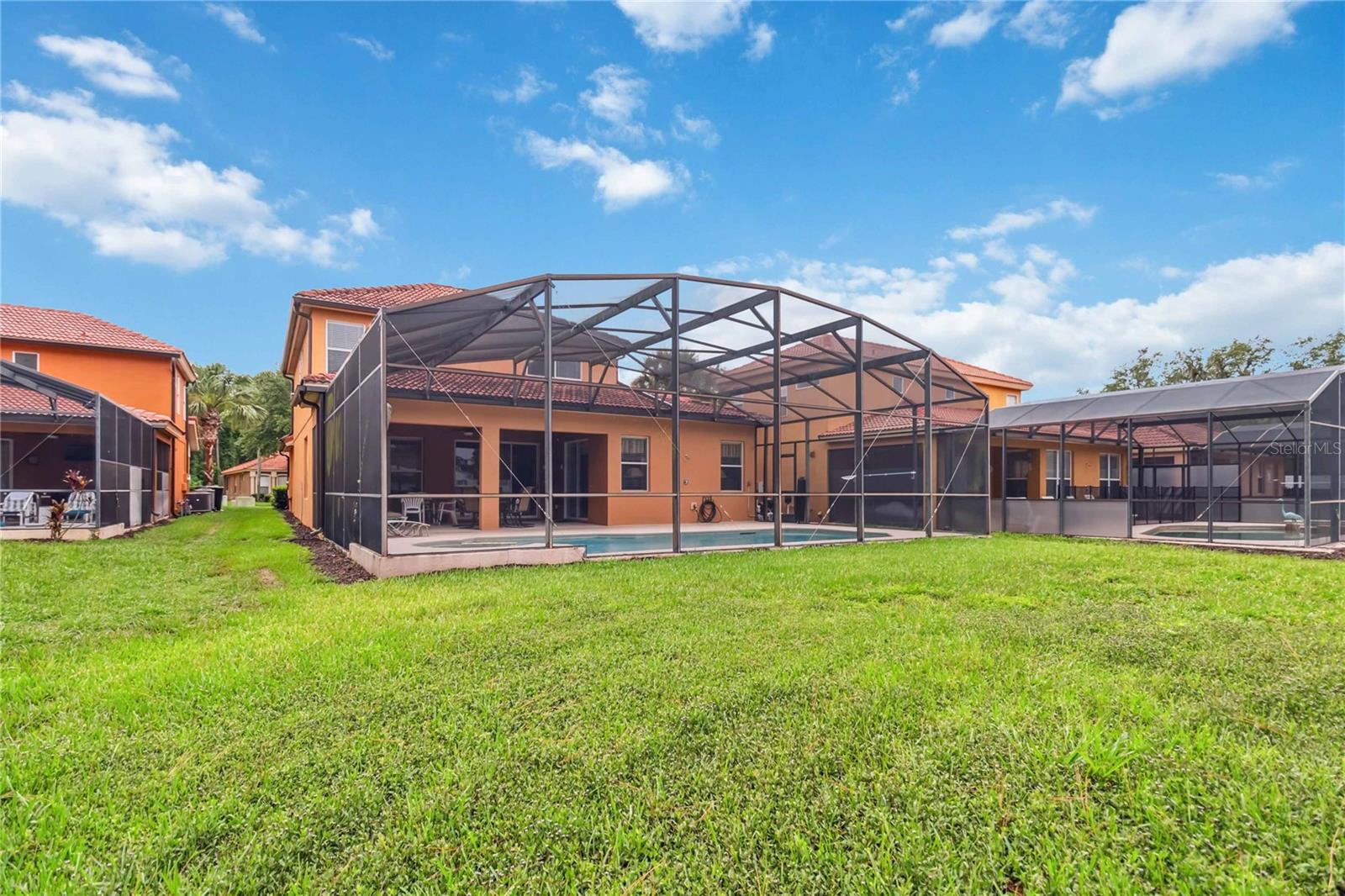 WATERSONG PH 01 - Residential