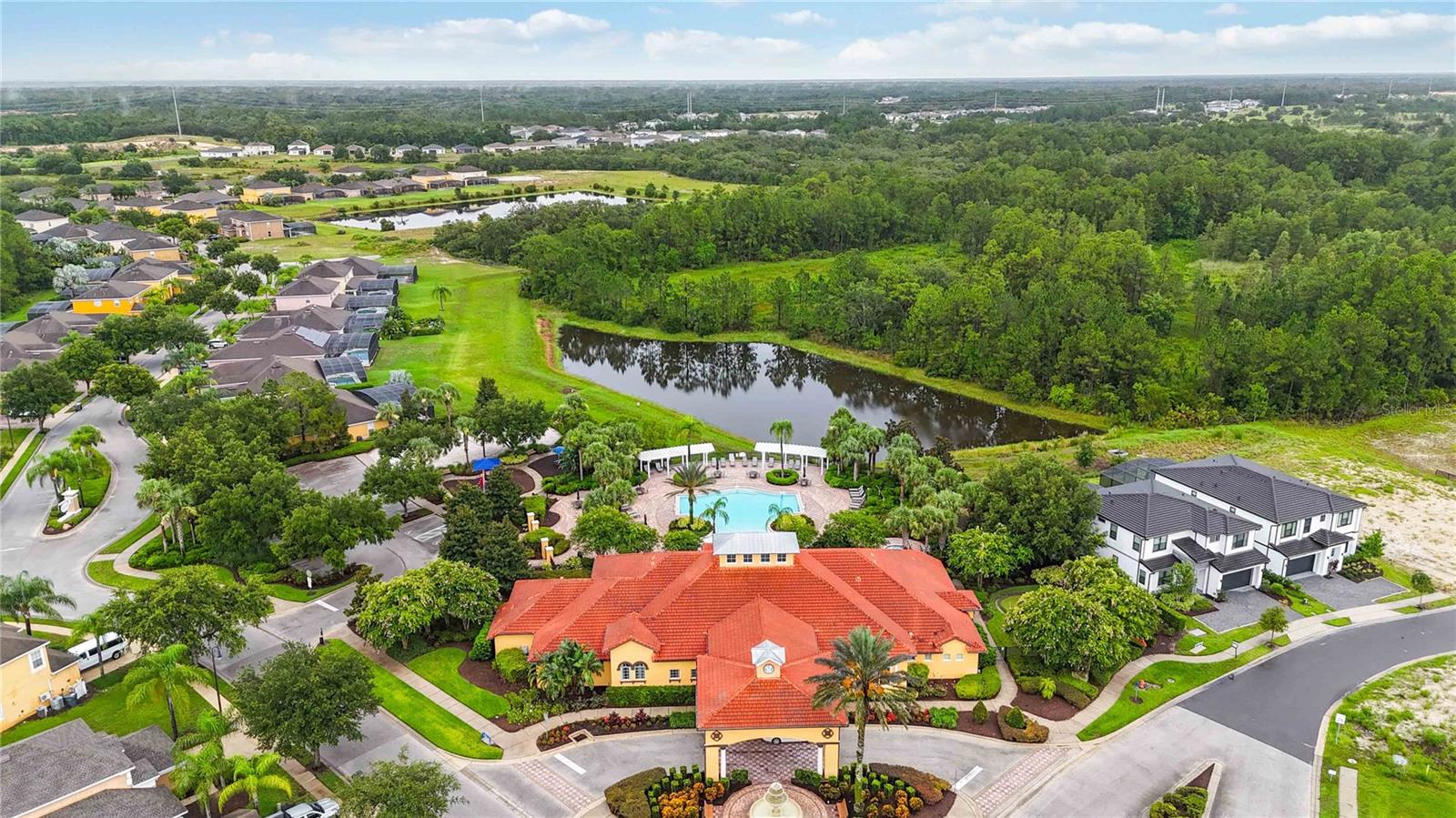 WATERSONG PH 01 - Residential