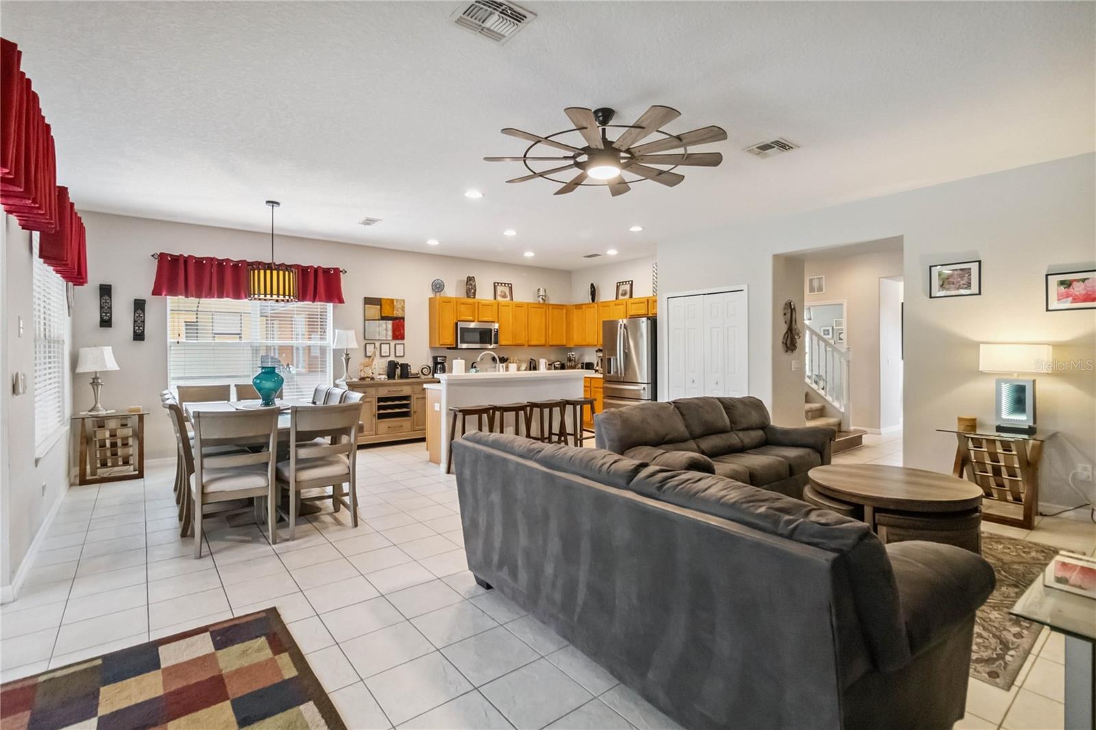 WATERSONG PH 01 - Residential