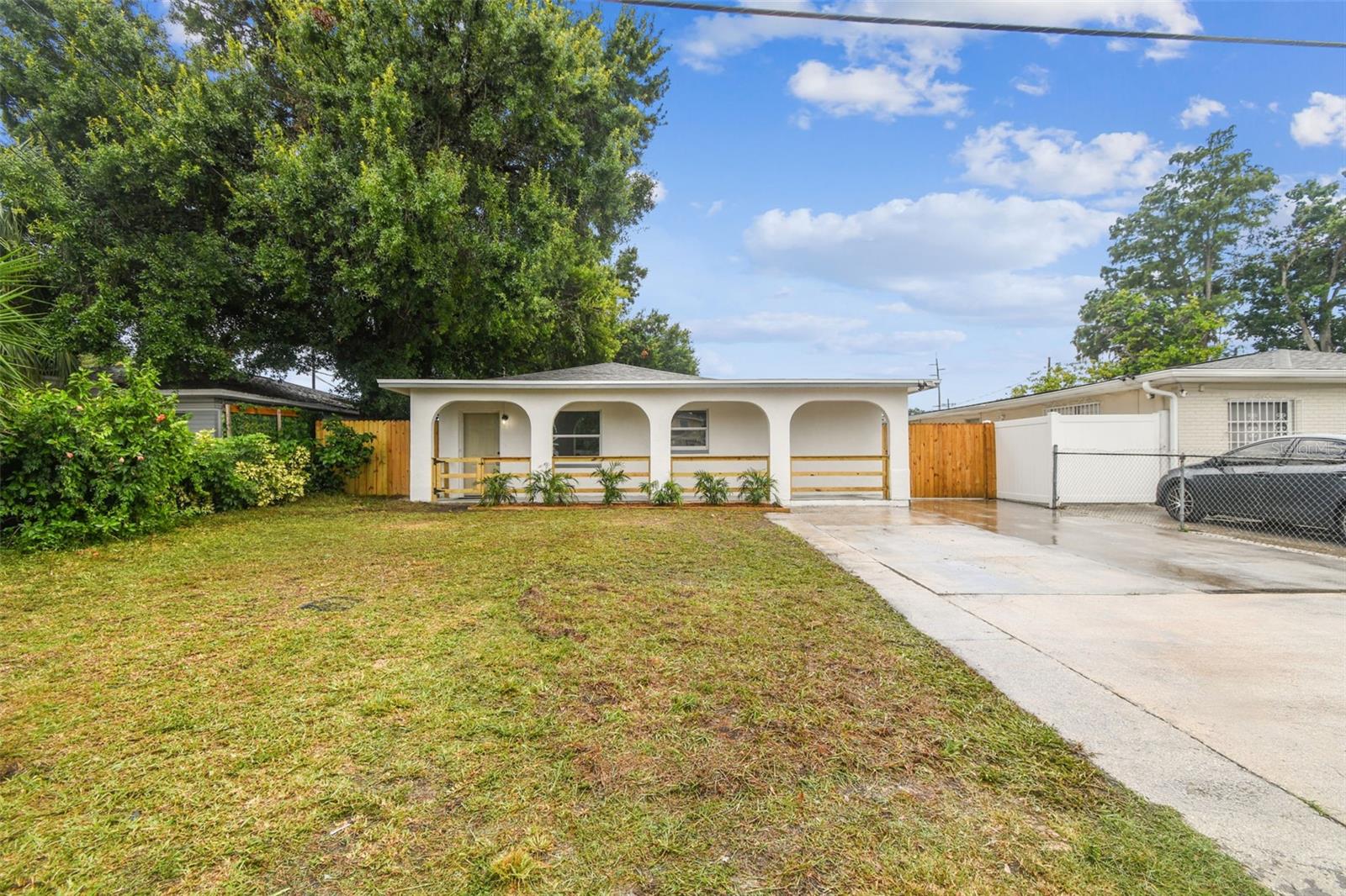 3320 W KATHLEEN STREET