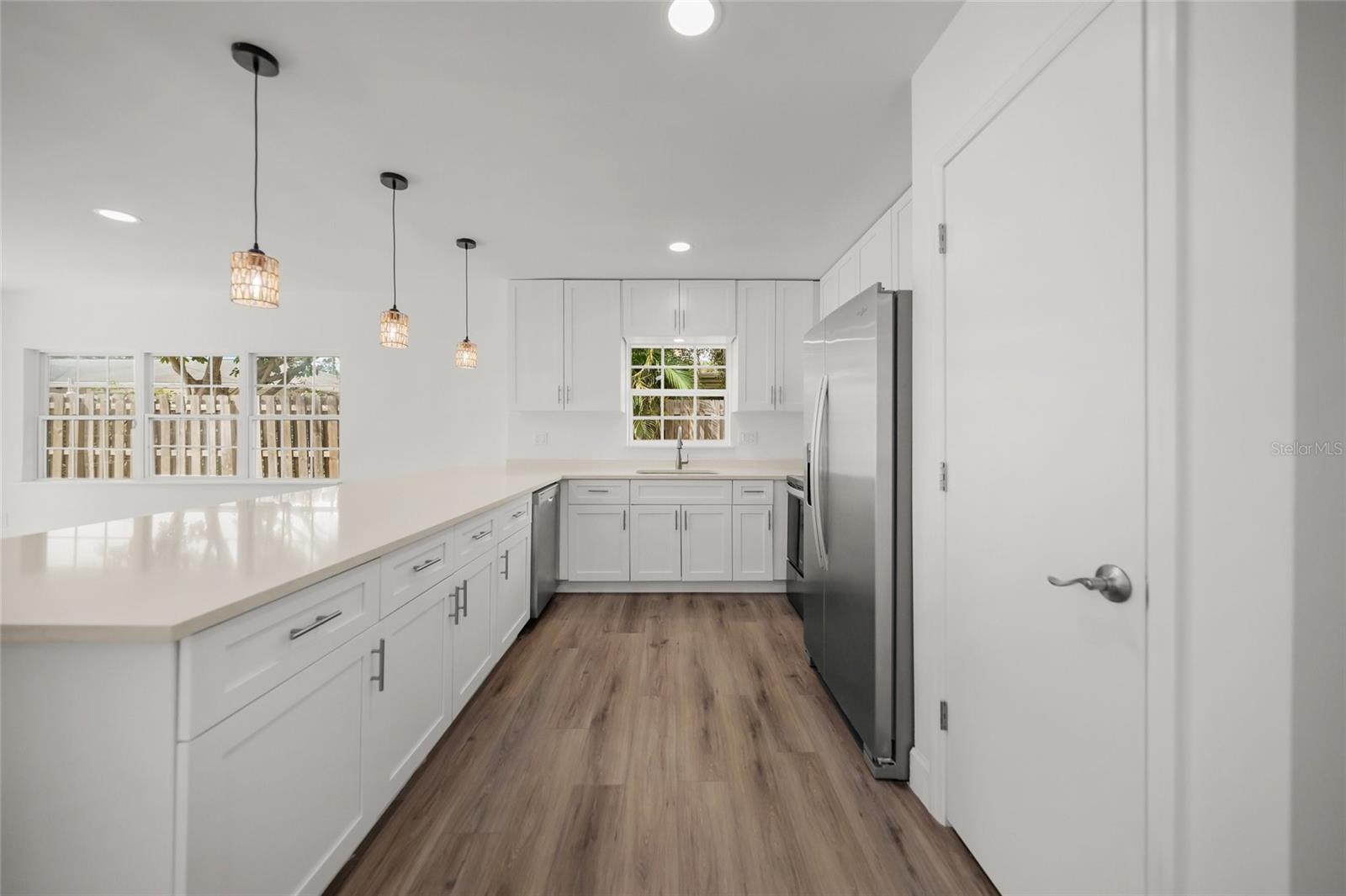 SOUTH GATE - Residential