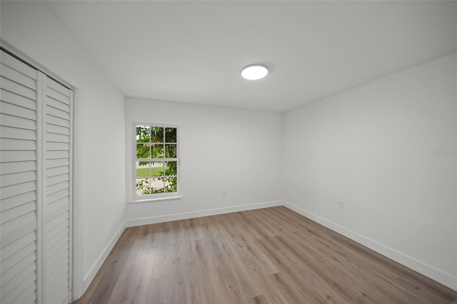 SOUTH GATE - Residential