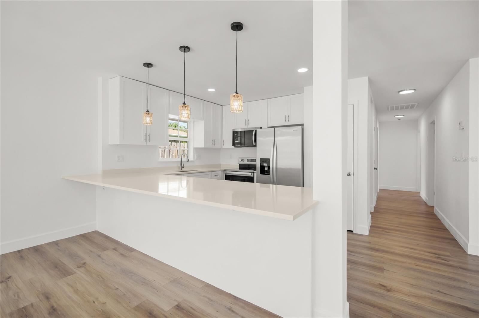 SOUTH GATE - Residential
