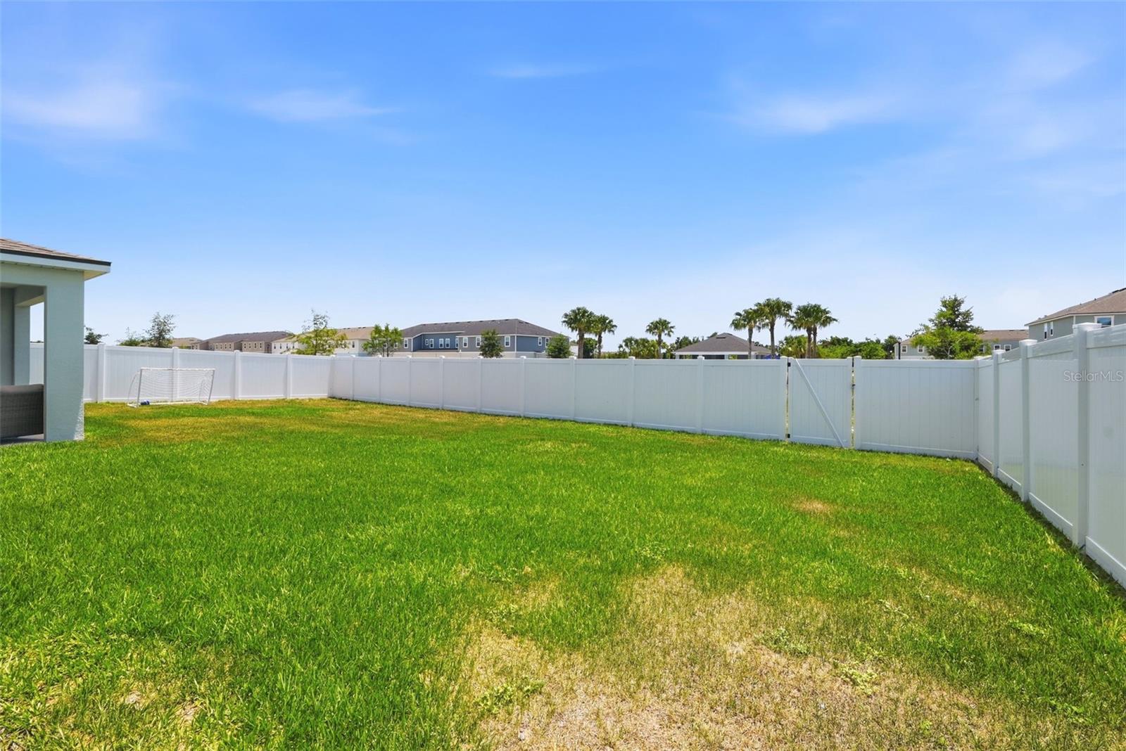 MEADOWLARK LANDING - Residential