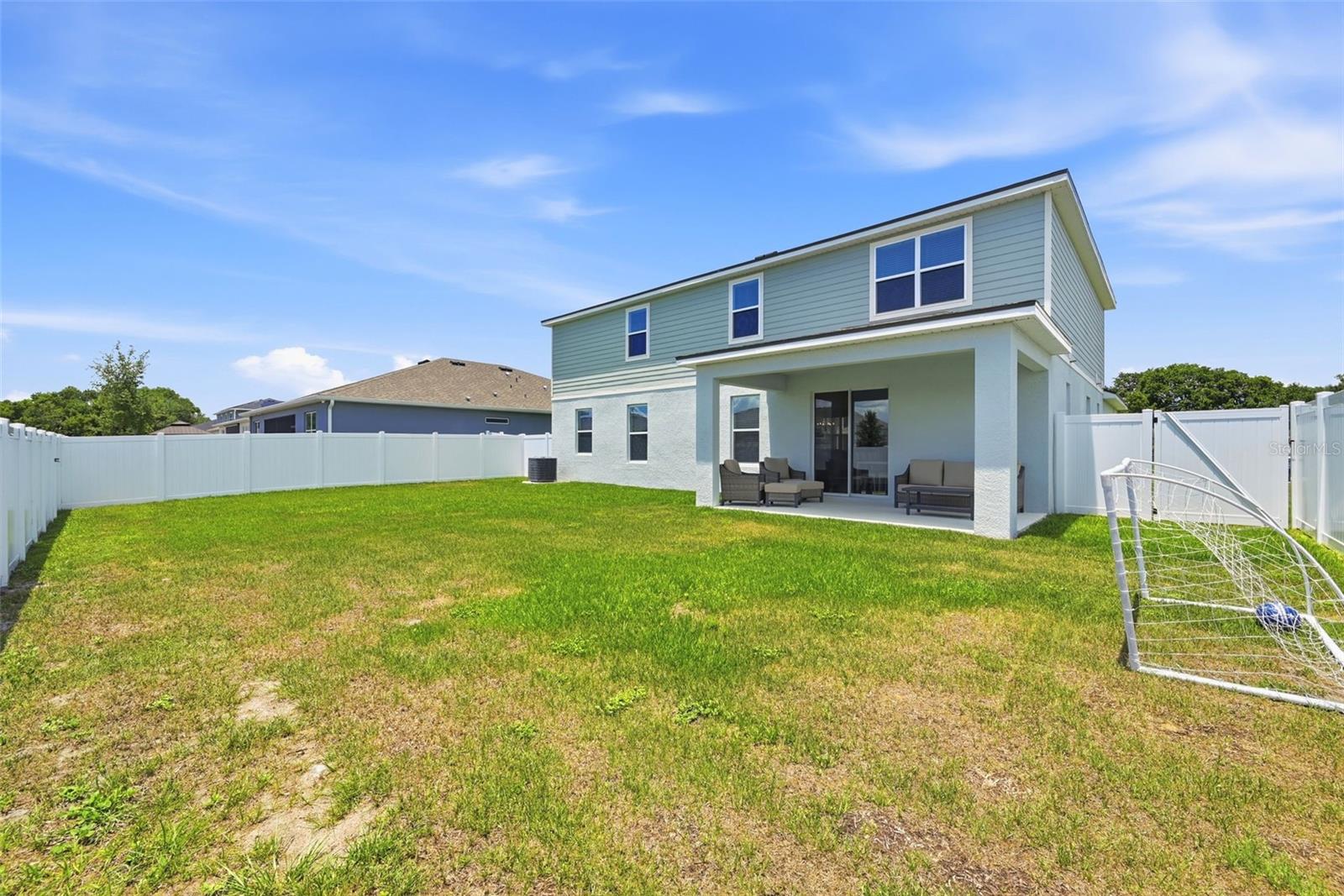 MEADOWLARK LANDING - Residential
