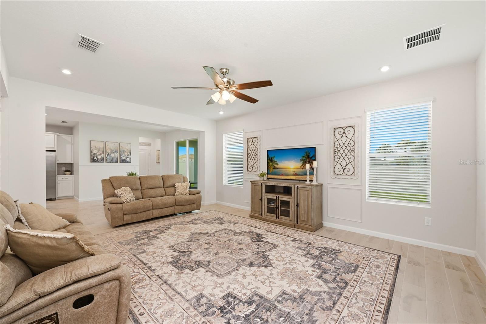 MEADOWLARK LANDING - Residential