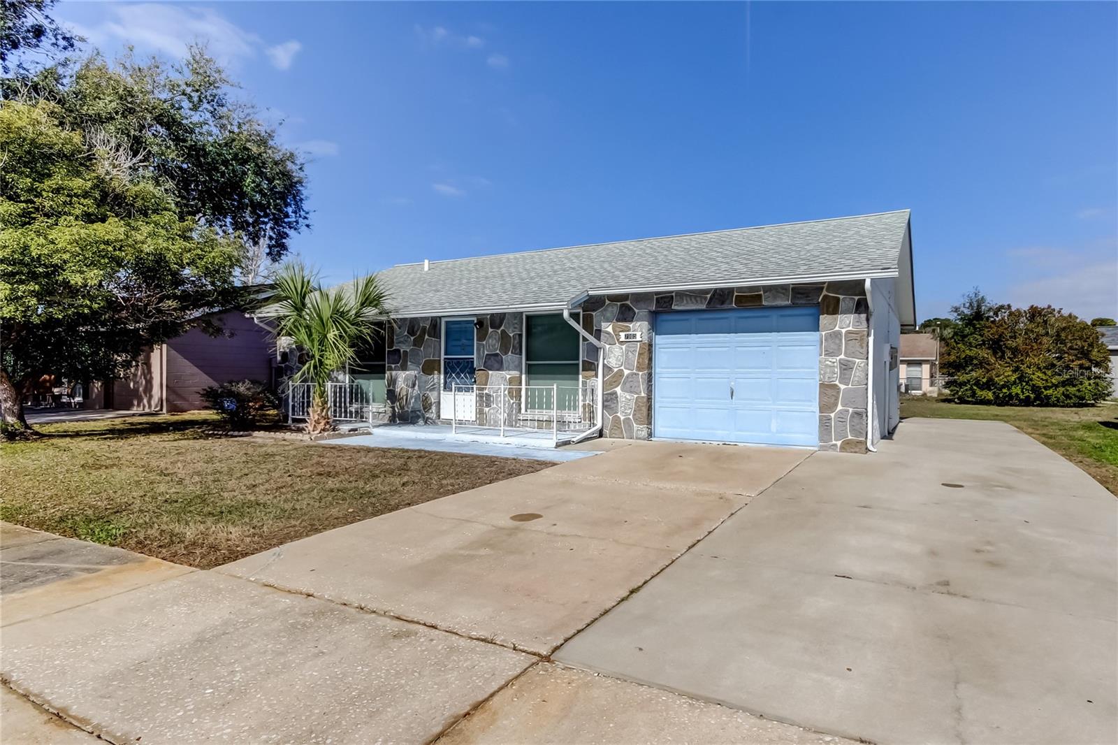 SEVEN SPGS HOMES - Residential