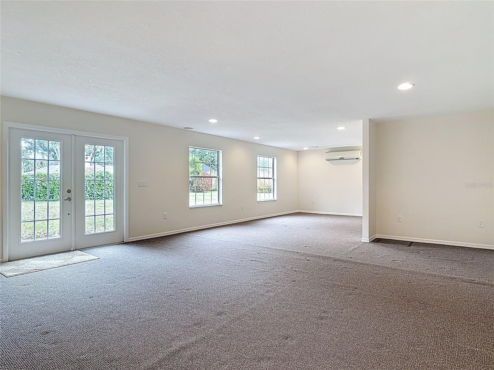 LAKE GERTRUDE ESTATES - Residential