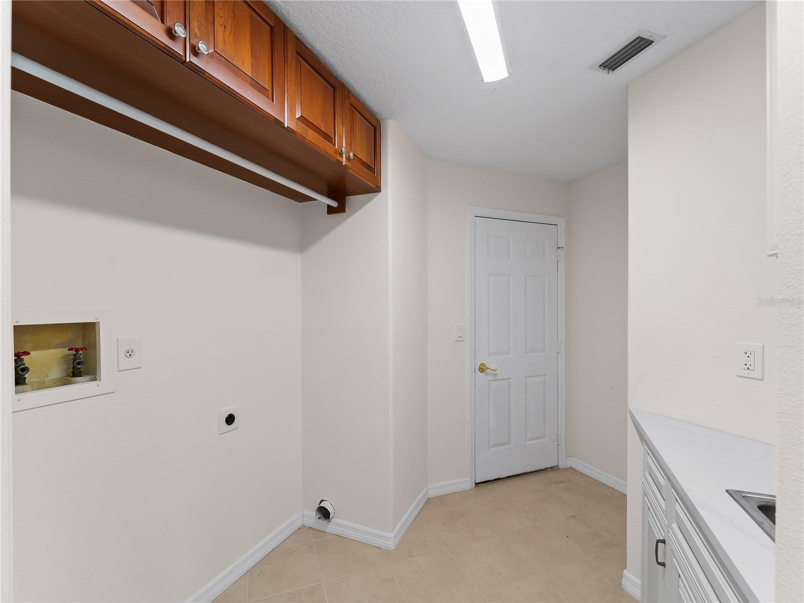 RIVER CLUB NORTH LTS 113-147 - Residential