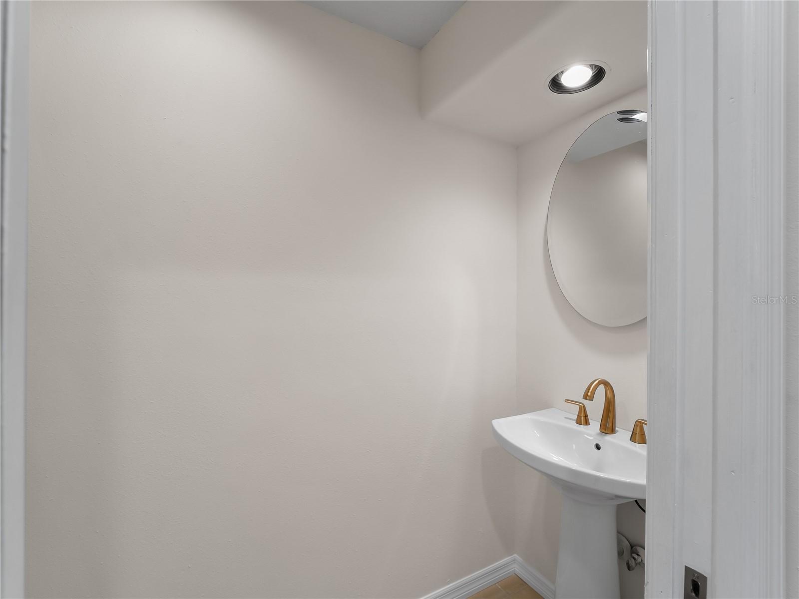 RIVER CLUB NORTH LTS 113-147 - Residential