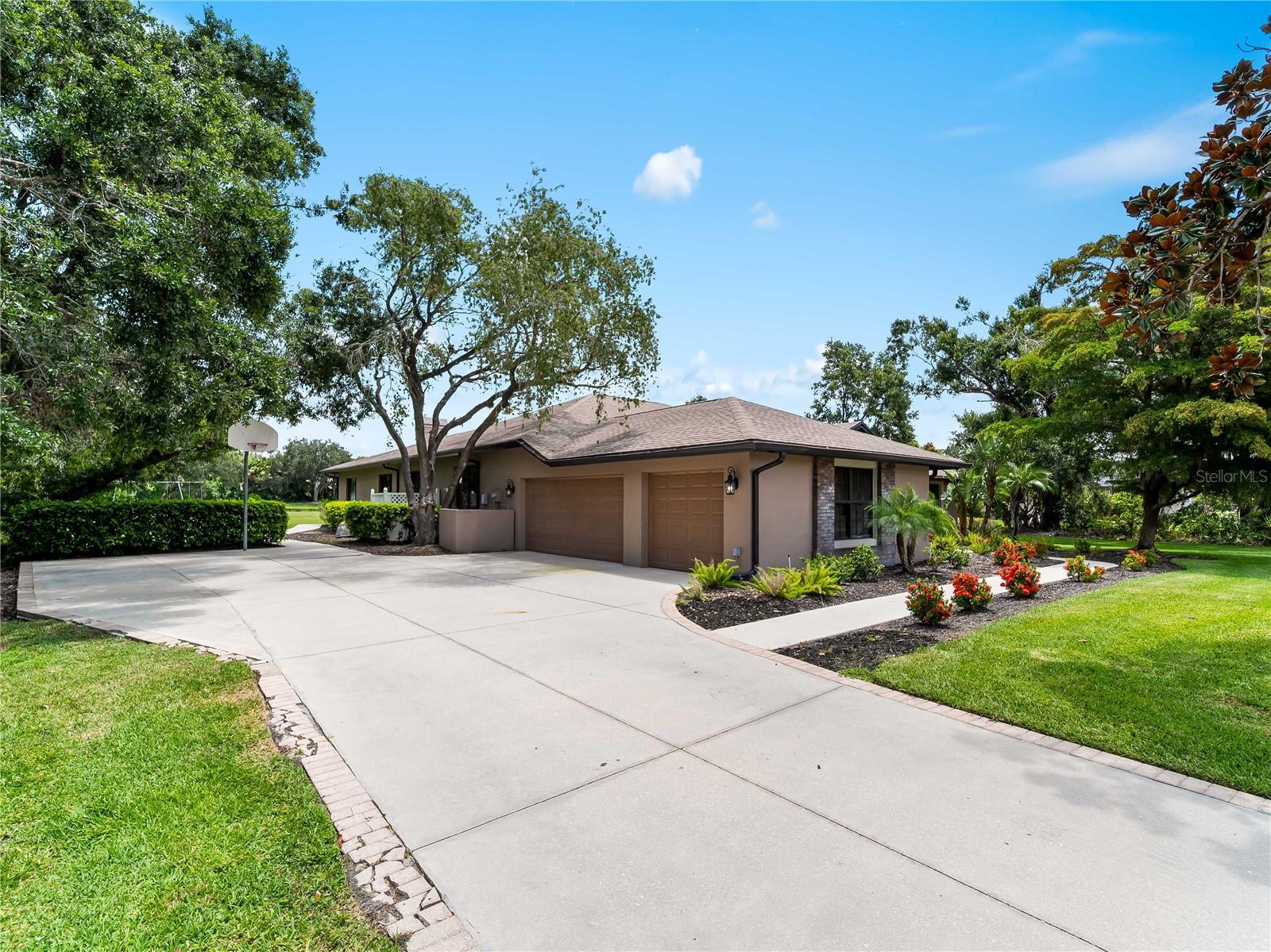 RIVER CLUB NORTH LTS 113-147 - Residential