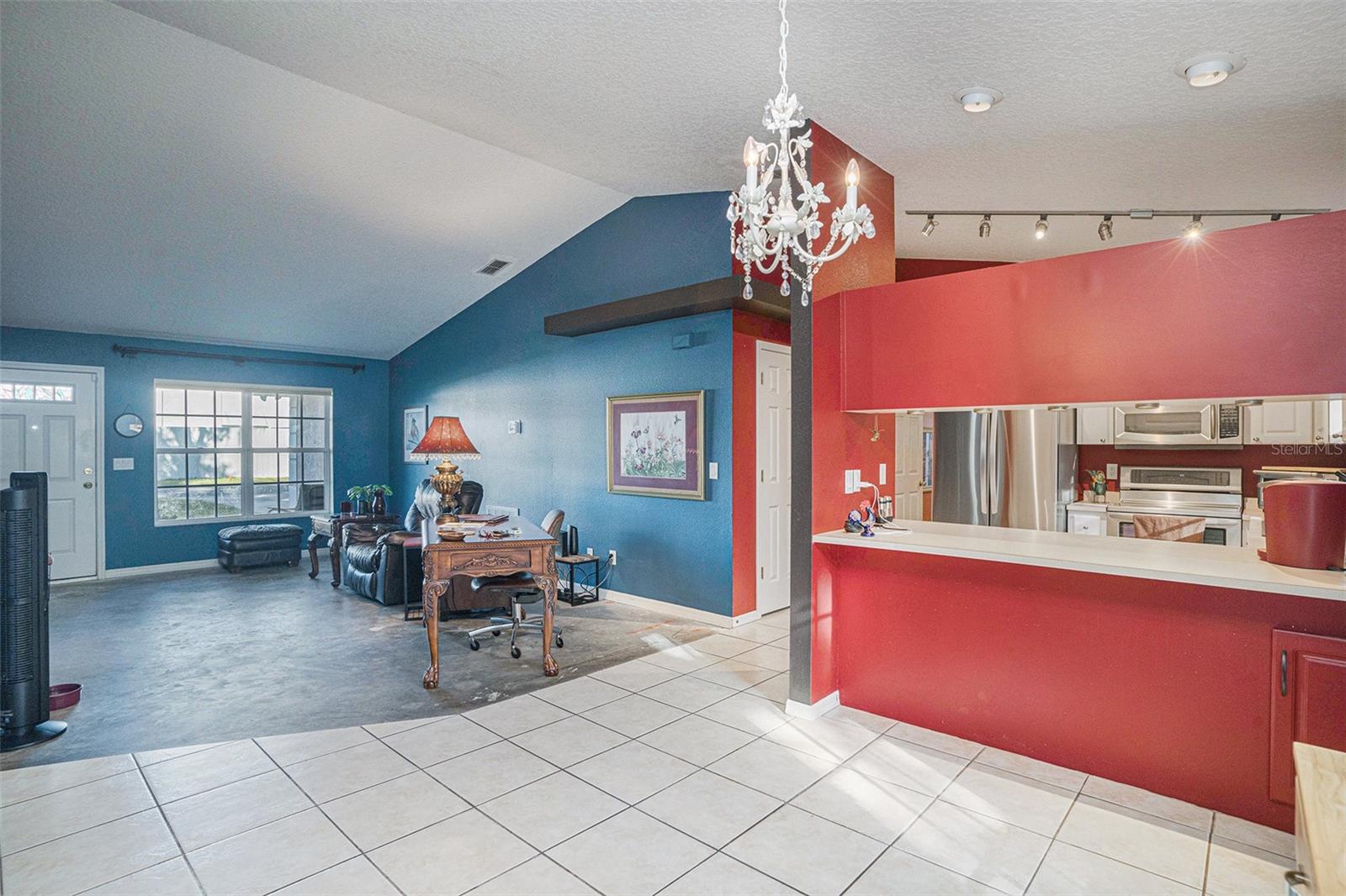 DEVANE & LOWRY - Residential