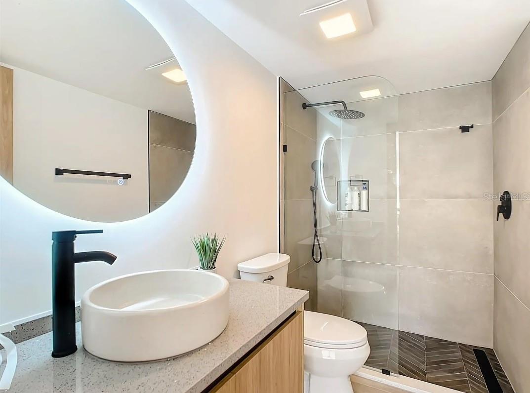 LA PUERTA DEL SOL CONDO - Residential