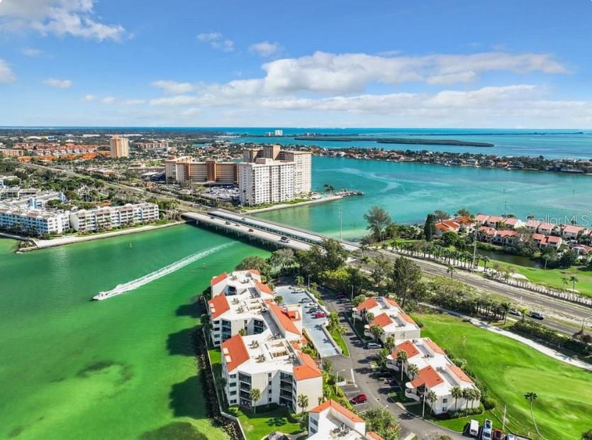 LA PUERTA DEL SOL CONDO - Residential