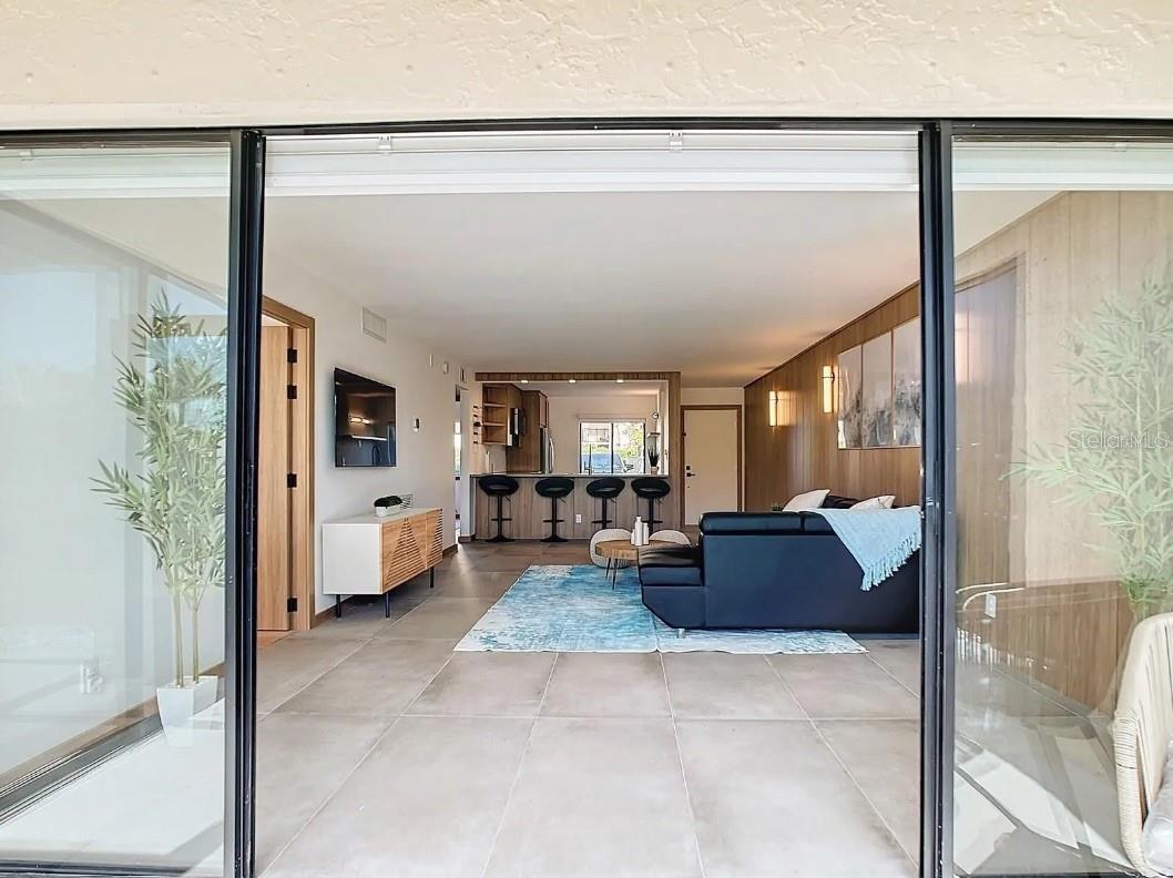 LA PUERTA DEL SOL CONDO - Residential