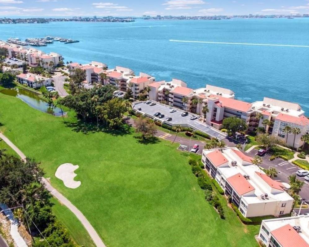 LA PUERTA DEL SOL CONDO - Residential