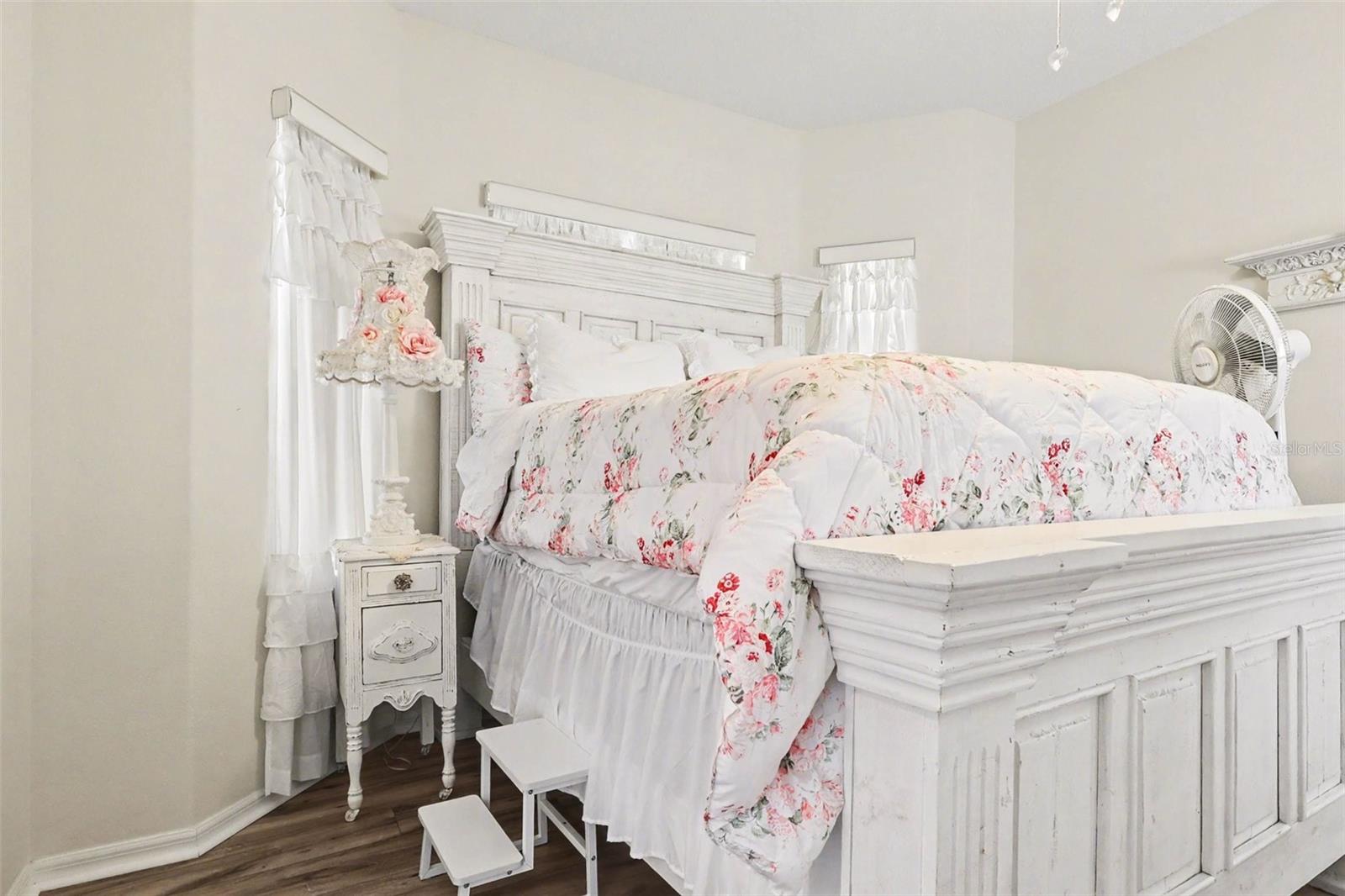 TUSCAN HILLS - Residential