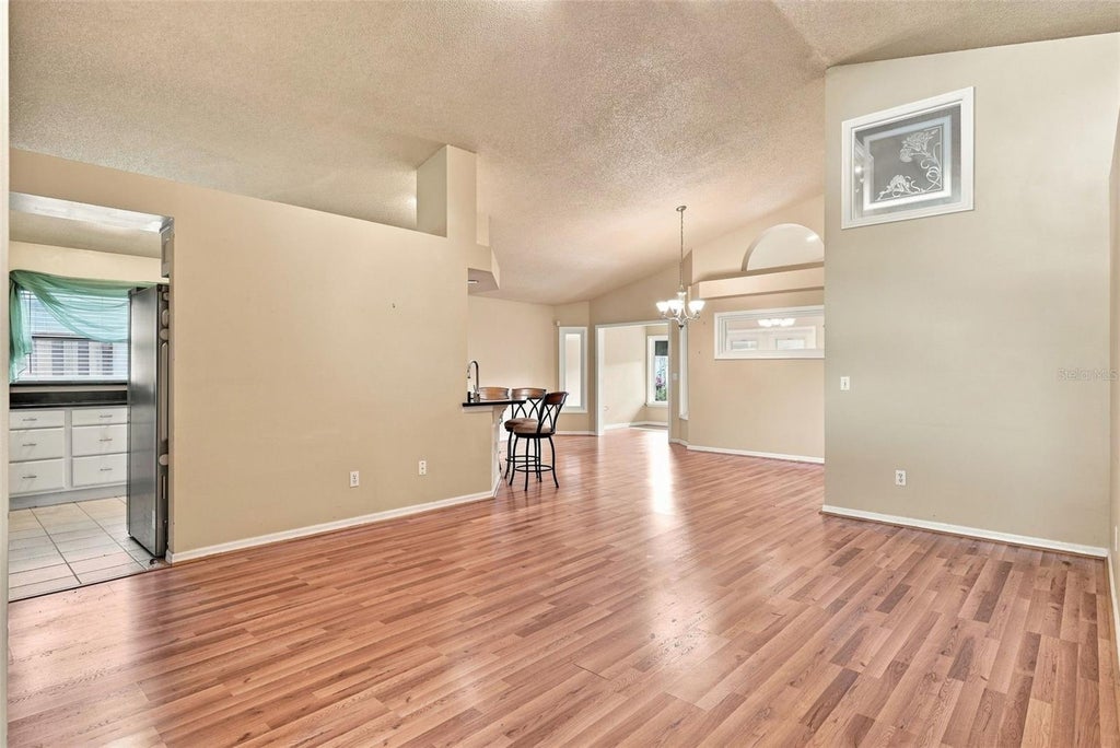 Photo of 1109 Piedmont Oaks Drive, Apopka, FL 32703 (MLS # O6439209)