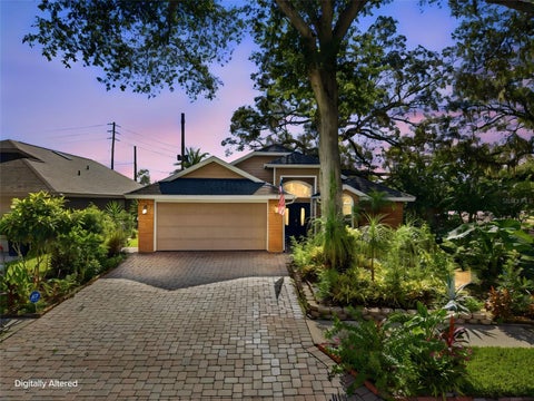 Photo of 1109 Piedmont Oaks Drive, Apopka, FL 32703 (MLS # O6439209)