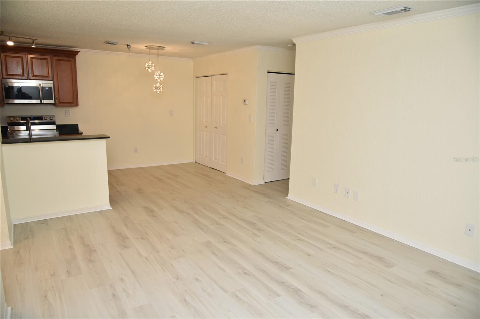 ITOPIA PRIVATE RESIDENCES CONDO - Residential Lease