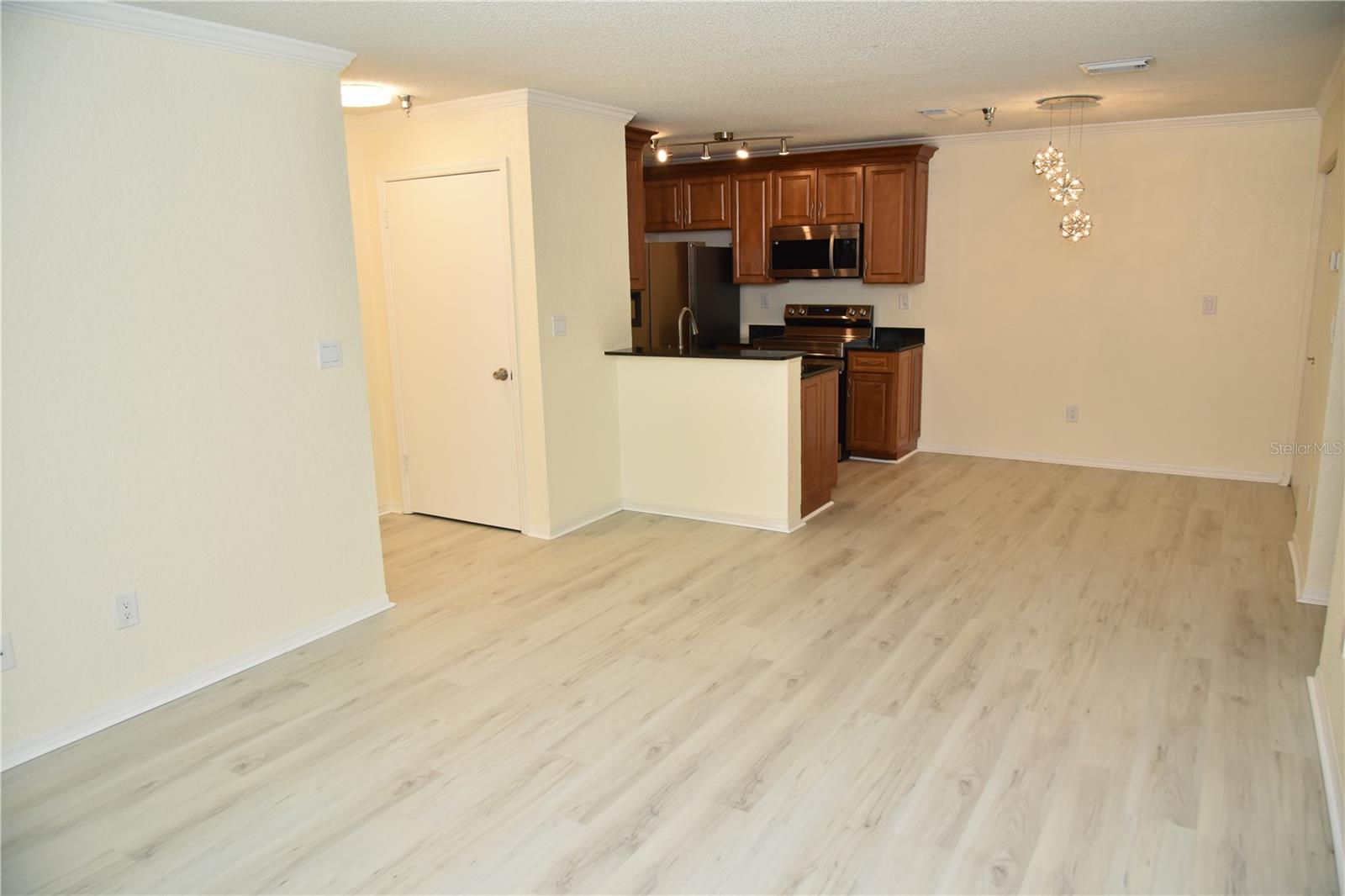 ITOPIA PRIVATE RESIDENCES CONDO - Residential Lease