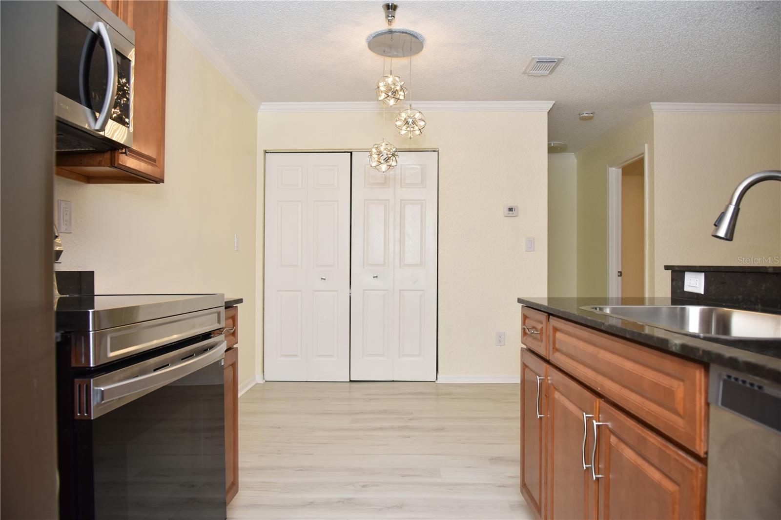 ITOPIA PRIVATE RESIDENCES CONDO - Residential Lease