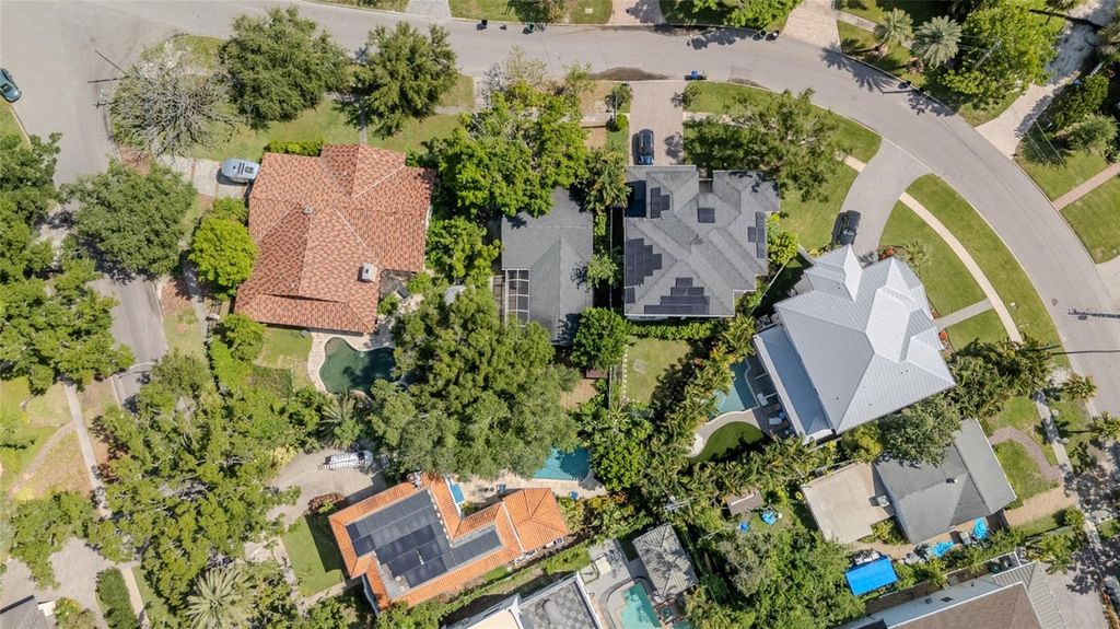 Photo of 456 Marmora Avenue, Tampa, FL 33606 (MLS # TB8406676)