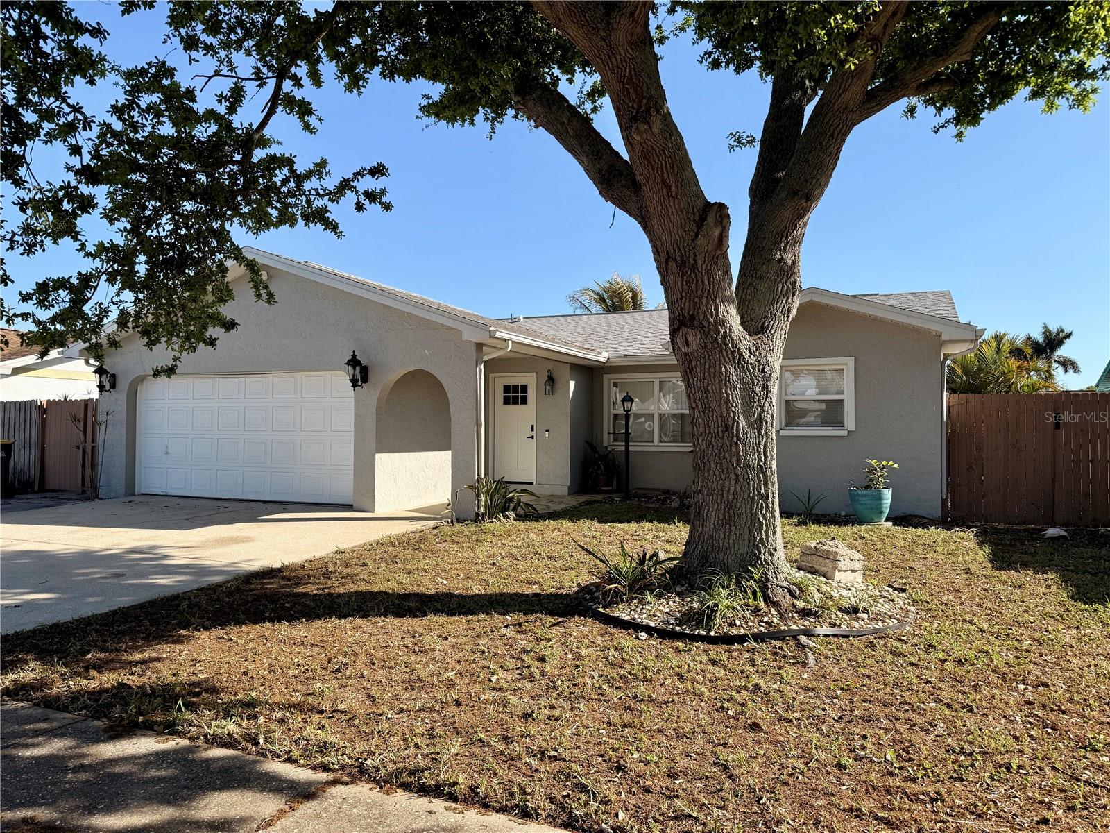 7812 POWDER HORN CIRCLE